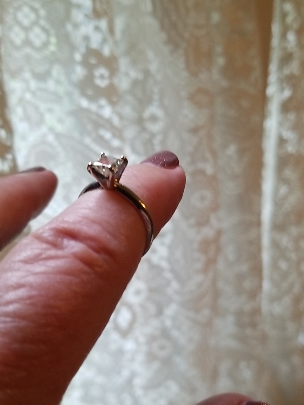 14K gold ring with Diamond
